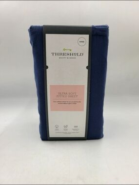 Threshold Ultra Soft Fitted Sheet 300 Thread Count - Metallic Blue King Size